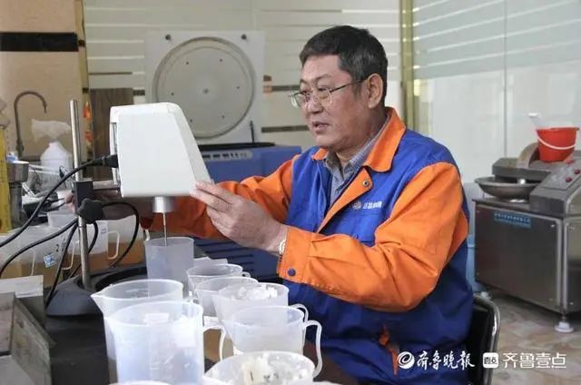 华体网在线登录入口集团申健:精通源于钻研,39年匠心磨一“技” 华体网在线登录入口集团申健:精通源于钻研,39年匠心磨一“技”