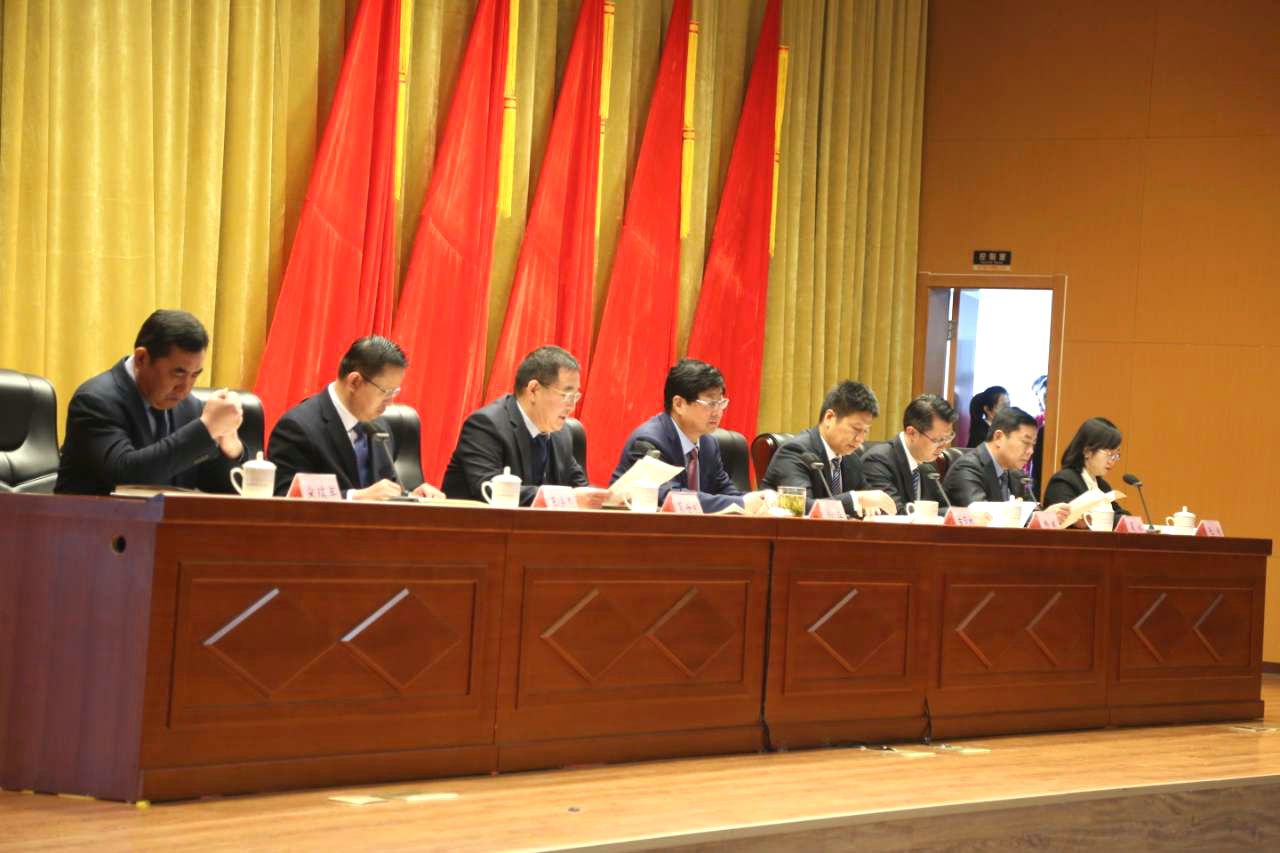 华体网在线登录入口集团被评为经开区经济发展贡献奖企业