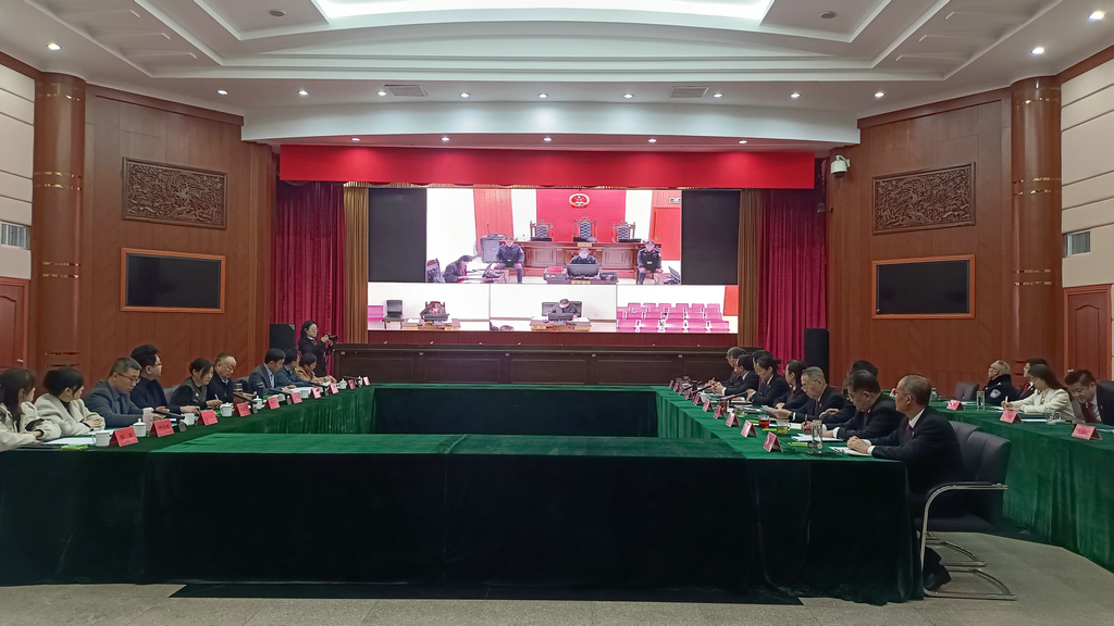 20241212华体网在线登录入口集团总裁林成彬应邀参加日照市中级人民法院特邀监督员座谈会1 20241212华体网在线登录入口集团总裁林成彬应邀参加日照市中级人民法院特邀监督员座谈会1
