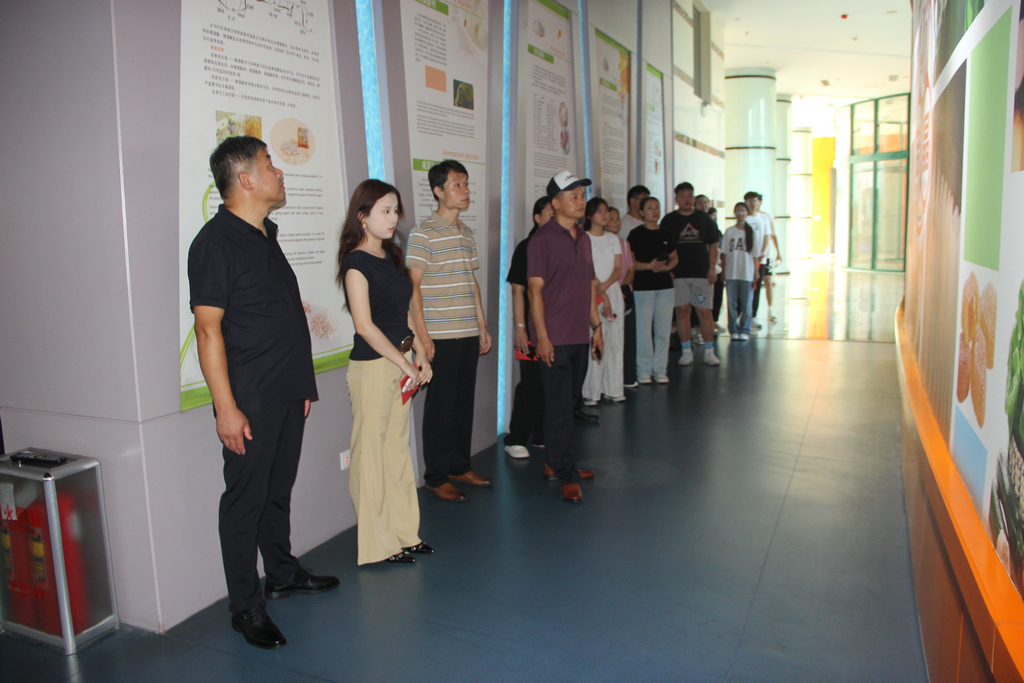 20250819情系职工子女 助力梦想启航——华体网在线登录入口集团举行职工子女高考奖学金发放仪式5_1 20250819情系职工子女 助力梦想启航——华体网在线登录入口集团举行职工子女高考奖学金发放仪式5_1